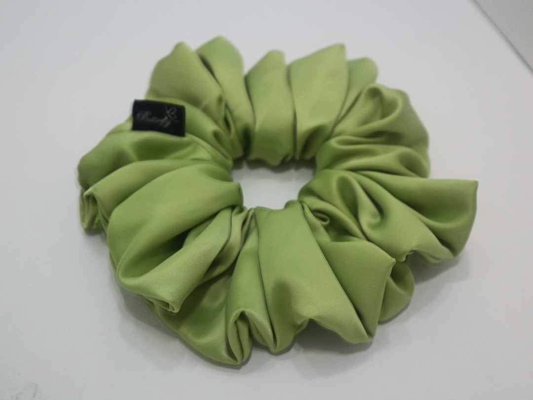 Satin/yellowish-green